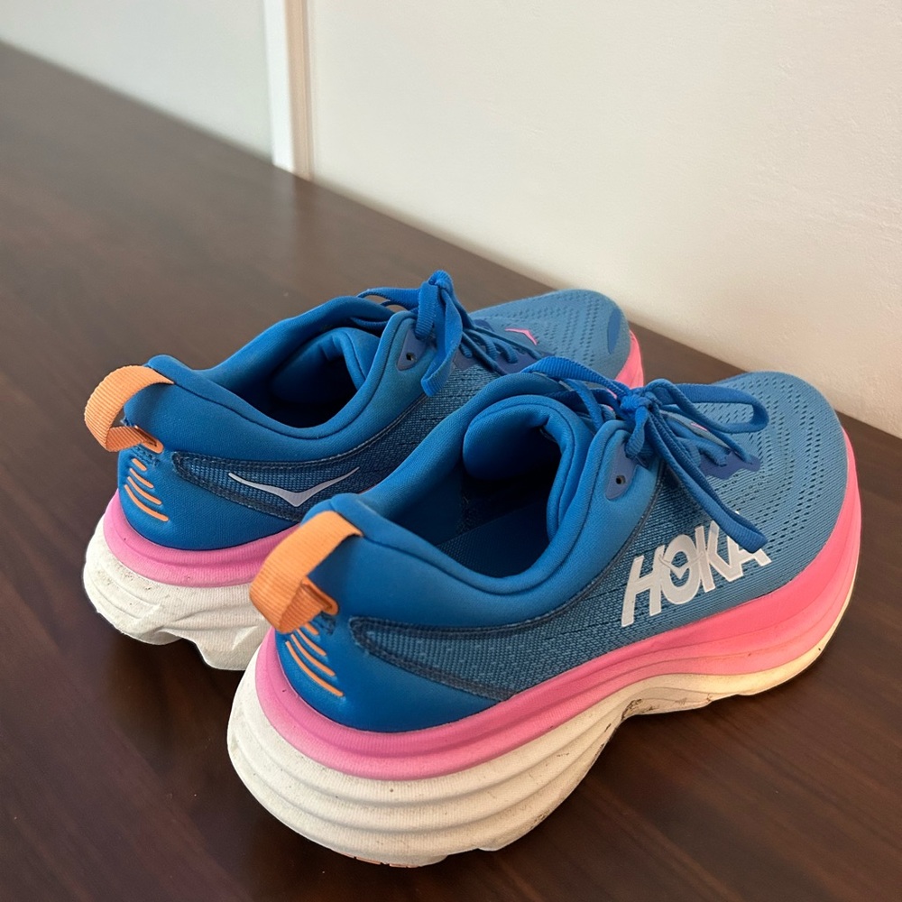 Hoka Bondi 8